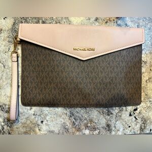 Michael Kors Clutch